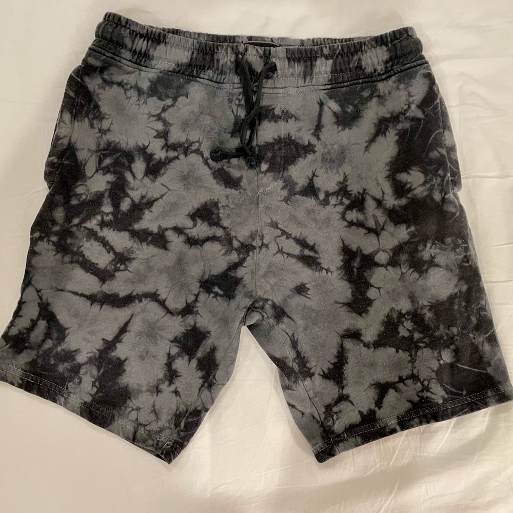 Tie and Dye mens casual fleece shorts in large size